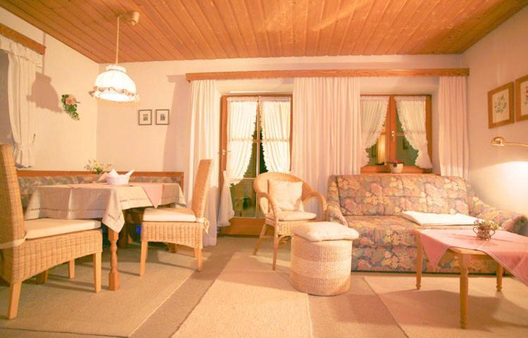 אינזל Gaestehaus Gschwendtner - Chiemgau Karte מראה חיצוני תמונה