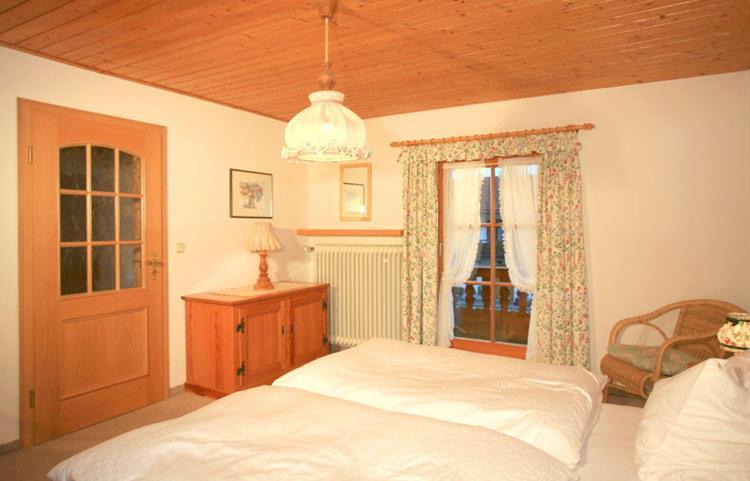 אינזל Gaestehaus Gschwendtner - Chiemgau Karte מראה חיצוני תמונה